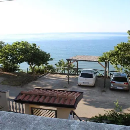 Casa Viola Holiday home Ovile la Marina